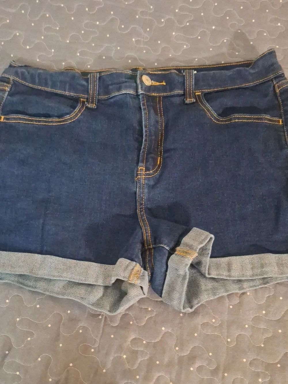 Old Navy Denim Cuffed Women’s Shorts - Dark Blue size 8